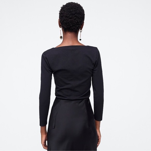 ✨Host Pick✨J. Crew Square Neck T-shirt - Picture 3 of 10